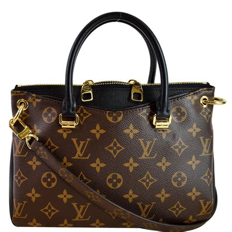 louis vuitton pallas bb.